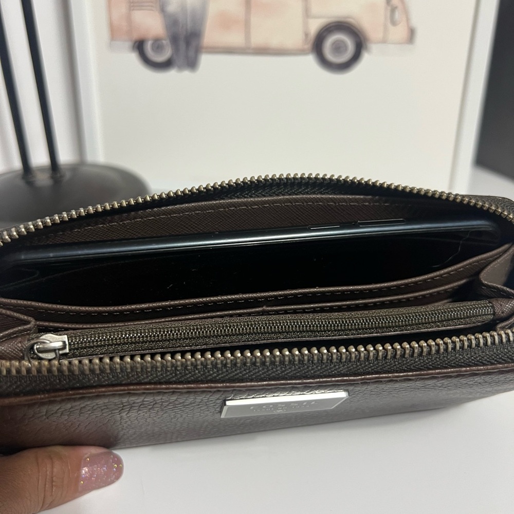 Fossil Dark Brown Leather Wallet - Picture 6 of 12